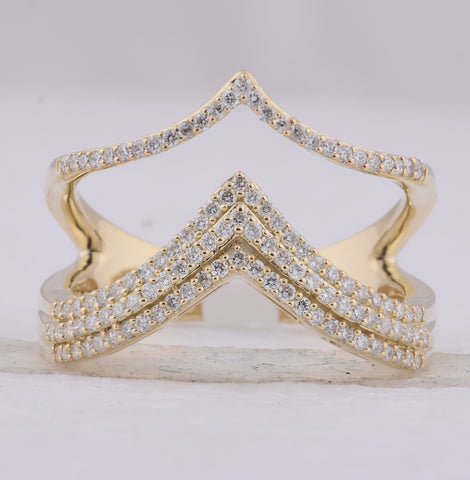 10kt Yellow Gold Womens Round Diamond Chevron Band Ring 3/8 Cttw